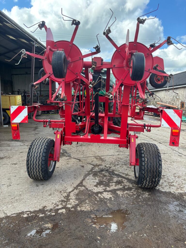 Lely 1020 Tedder